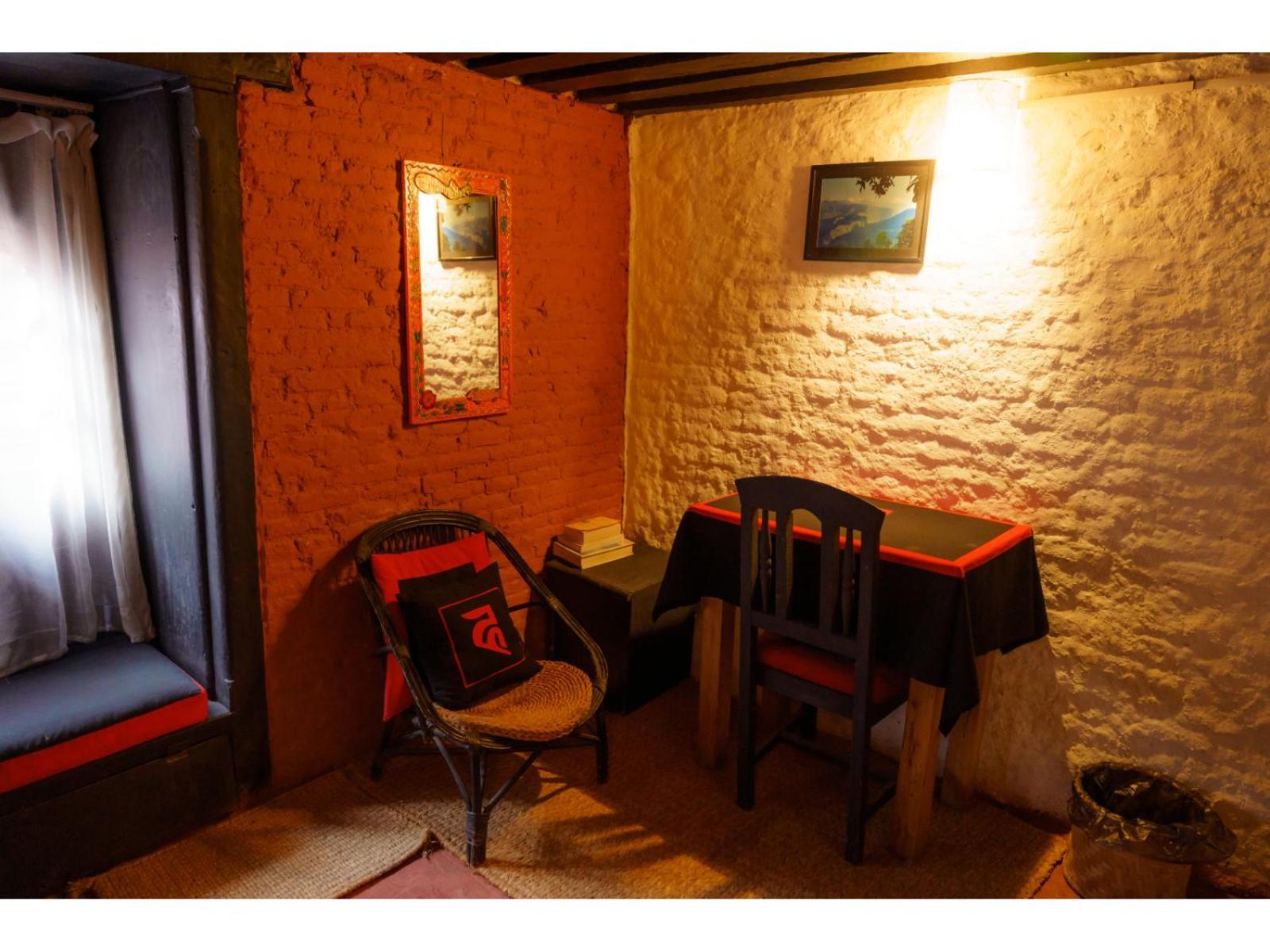 Hira Pensión Lalitpur Exterior foto